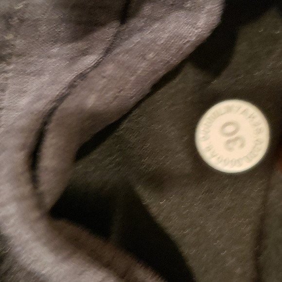 Lululemon commission short 7" *light - Picture 8 of 9